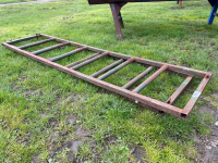 2x 8ft feed barriers