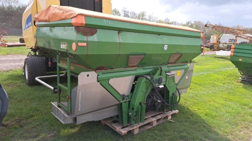 2011 Amazone ZAM 3600 Ultra twin disc fertiliser spreader, hydraulic drive, section/vari control