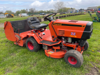 Westwood 1012 ride on mower 36" cut complete with grass collector