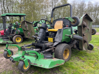 John Deere batwing mower wam 1600. Ten foot cut