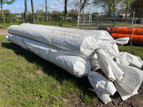 6 Silage sheets 18.3 m x 33 m