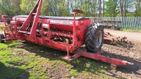 MF 500 seed/fertiliser combined drill