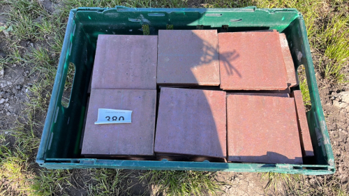 Quantity of floor tiles