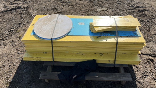 Pallet of various acrylic and plastic board