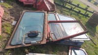 Massey Ferguson 550, 565, 575, 590 LH/RH door and side window