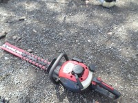 Mountfield MHJ 2424 hedgecutter
