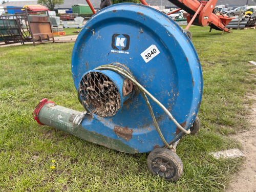 Kongskilde grain blower 3 phase good condition c/w hopper