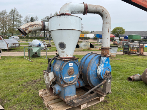 Kongskilde sucker blower run on PTO very good condition Model number SUC500T