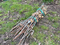 24 metal electric fence posts