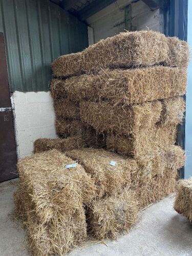 10 x conventional bales of wheat straw, 2022 harvest collect from York Auction Centre