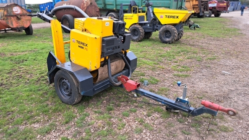 Terex HBR71 pedestrian roller