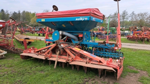 Sulky MP4 drill and Kuhn HR4001 4m combination