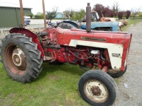 International 434 tractor with power steering