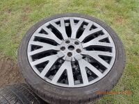 Kahn Cosworth 22" alloys, Land Rover/Range Rover, good condition, all fitted with Pirelli 285/35/22, good condition