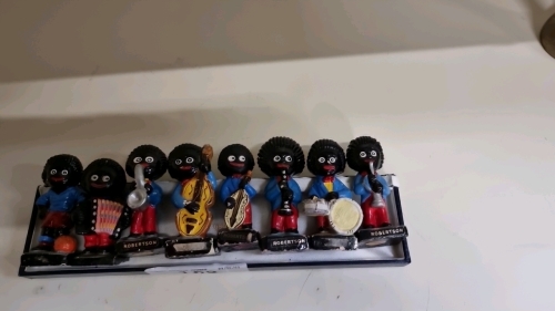 Robertsons jam figurine band