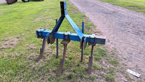 3-tine chisel plough for compact tractor, 1m wide