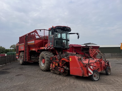 2007 Holmer Terra DOS T3 self-propelled sugar beet harvester, 6614 engine hours, 3565 lifting hours, AE57 FOH