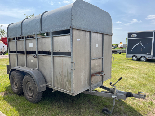 Scaling 10ft livestock trailer