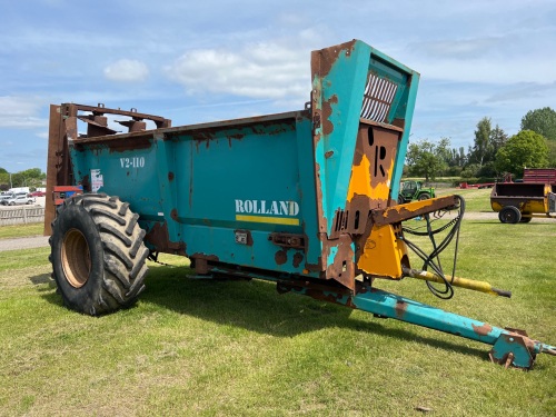 Rolland V2-110 muck spreader with wide wheels, heavy duty large beaters, PTO shaft in office, 2007