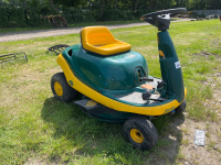 McCulloch Lawn Beatle ride on mower