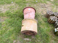 2 x large terracotta plant pots