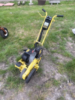 John Deere E35 garden edger