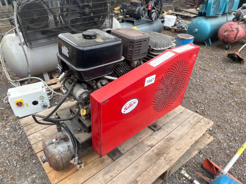 Sellarc compressor with Briggs and Stratton 9HP electric start engine, good condition