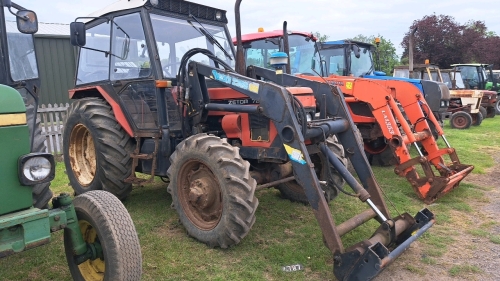 Zetor 7245 tractor c/w Quicke loader 1991