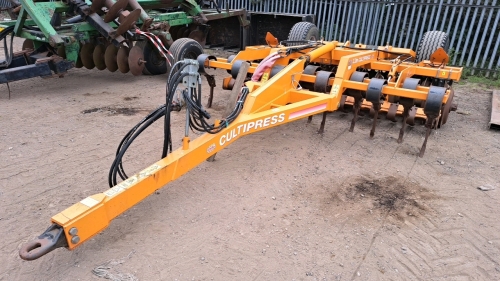 Simba Cultipress 3.3m trailed double press with proactive sprung tines, hydraulic levelling boards, 600mm DD rings, rear lights, 2010