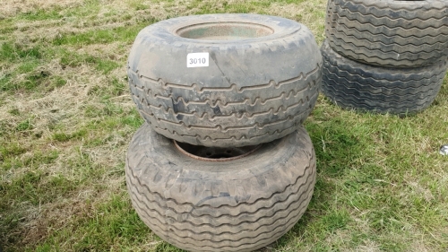 Pair 400/60/15.5 trailer wheels