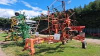 Kuhn GA 7301 twin rotor rake, 2005