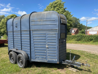Rice double horse trailer