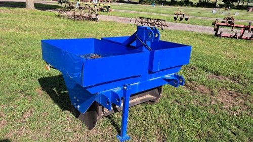 Front linkage crop press roller with band carrier
