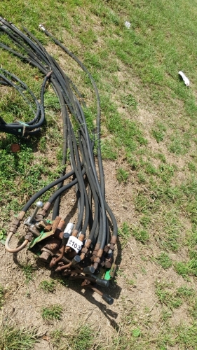 5-way spool valve with pipes