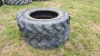 Pair of 14.9/28 tyres