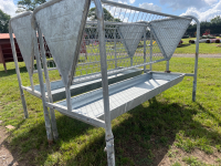 Brand new IAE hay manger with trough