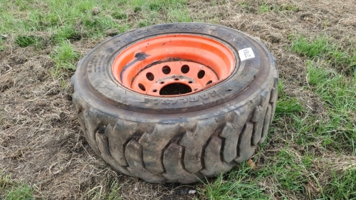 Bobcat/mustang 8 stud solid wheel tyre, 10-16.5