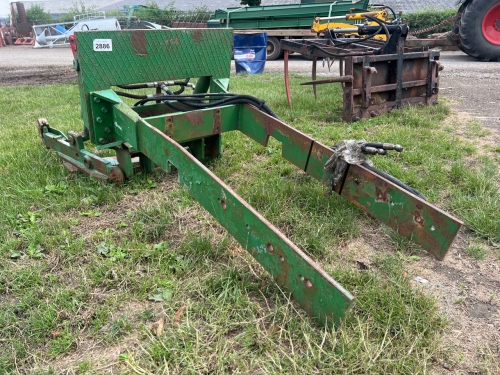 John Deere 40/50 series front linkage