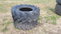 Pair 12.5/80/18 tyres