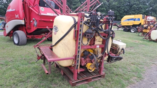 Hardi LX1000 sprayer