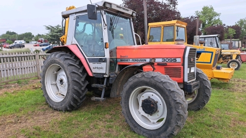 MF 3095 Dynashift tractor , 1993 , showing 15,000 hours. In good condition. C/w Bomford B65 hedgecutter 1994 1.2 mtr Protrim head 2013 on twin pumps all working well, cable controls. Cranked arm on hedgecutter like forward reach models plus spares. L830 F