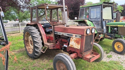 International 784 tractor, starts instantly, power steering, brakes and hydraulics all working, PTO etc, cost effective workhorse