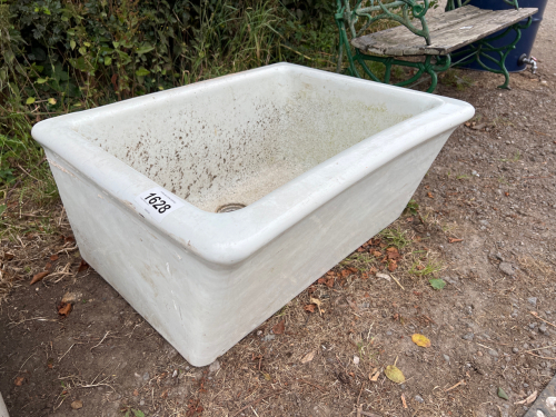 Large Belfast sink