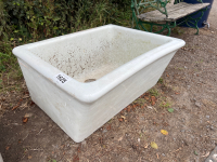 Large Belfast sink