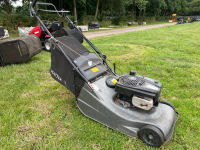Hayter Harrier 48 Pro, working