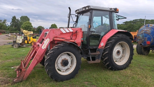 Massey Ferguson 6150 tractor c/w Chilton MX 460 loader, 8164 hours, V5