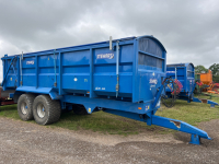 Stewart GX 20-26S 20T trailer c/w rollover sheet, grain chute, double rear lights, front window, hydraulic rear door, single tipping ram, sprung drawbar, flotation 560 tyres, 2017