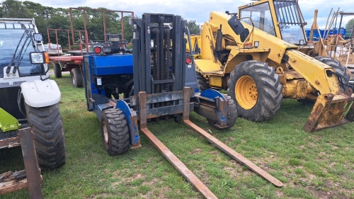 Moffett M9 24.3 forklift, 2008, fully operational, low hours, exceptional condition, all new hoses and serviced