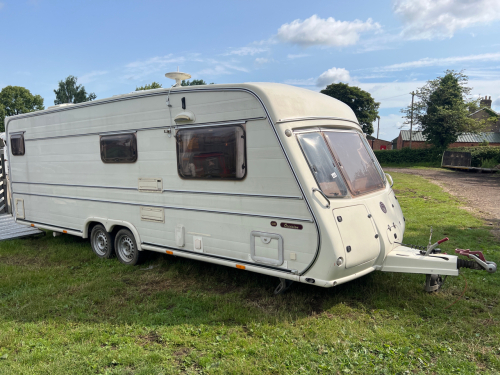 Vanmaster 640 2000 4-berth caravan, fixed bed