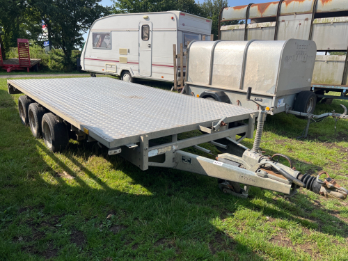 Ifor Williams DP120 tri axle 14ft flatbed trailer, chequer plate floor